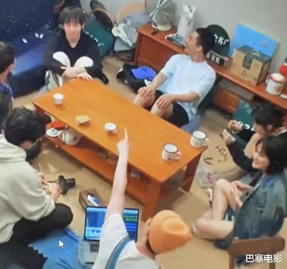 张艺兴|疯狂立人设的水平让人瞠目，全娱乐圈都在等这4位明星翻车