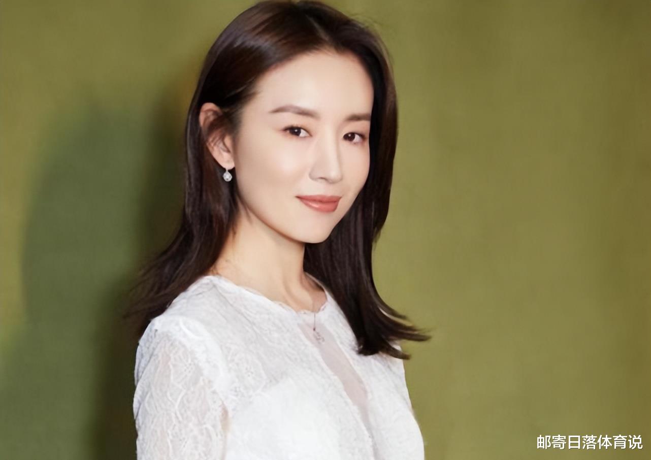 王大治|45岁王大治近况曝光！激吻事件十年后，才明白董洁为何喜欢上他