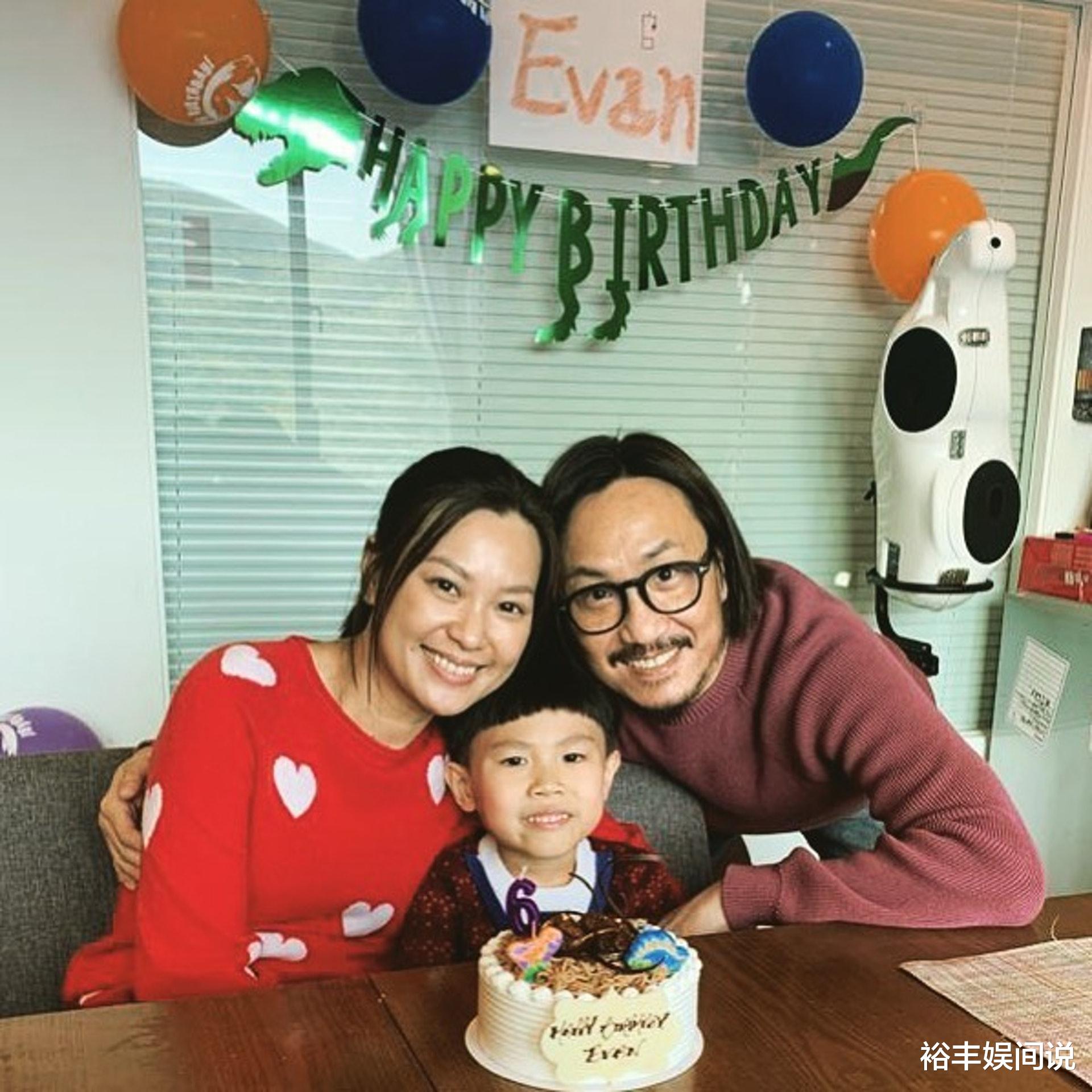 郑中基|郑中基首办个人摄影展！近照胡子拉碴扎小辫子，祖孙三代皆爱摄影