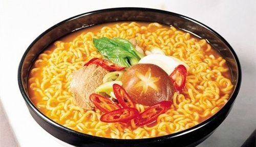 芹菜 减肥不能嗑“瓜子”？坦白说：不想腹部长赘肉，4种主食莫贪吃