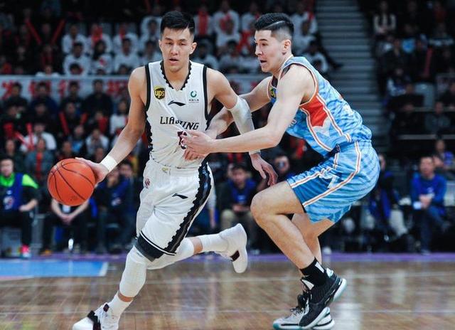 辽宁男篮|辽篮深夜喜从天降，NBA外援浮出水面，李洪庆杨鸣迎救命之人