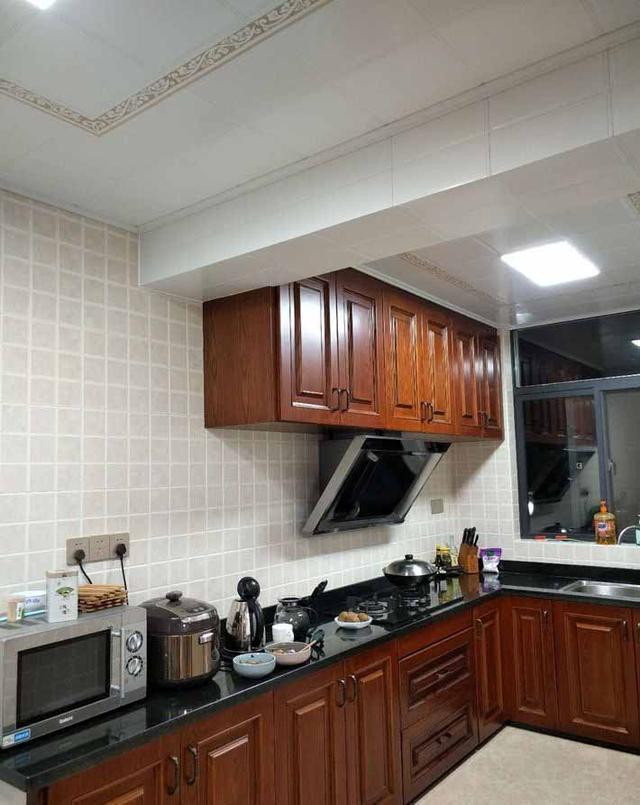 忍不住晒晒婆家准备的新房,头一次见厕所这么装的,真时髦!