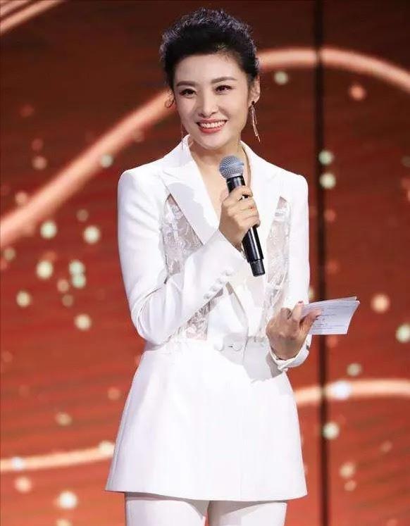 周涛|夫妻一场10余年，她转身嫁给了身家过亿的富商