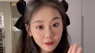 姐姐|郑恺小姨子跳热舞引争议，在姐姐家借住5个月，被网友喊话搬家