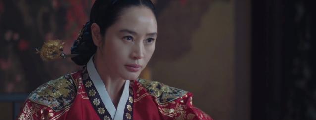 雨伞|《雨伞》13集大反转：义圣君竟然反庶为嫡了，黄淑媛这波骚操作啊