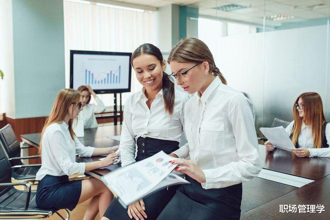 |公司新来的小姑娘辞职,职场就不能简单点吗?对不起,真的不能