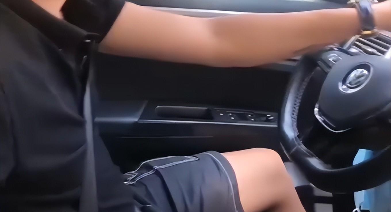 贵州男子离婚后心有不甘,醉酒驾车撞向前妻:坚决不让别人得到你
