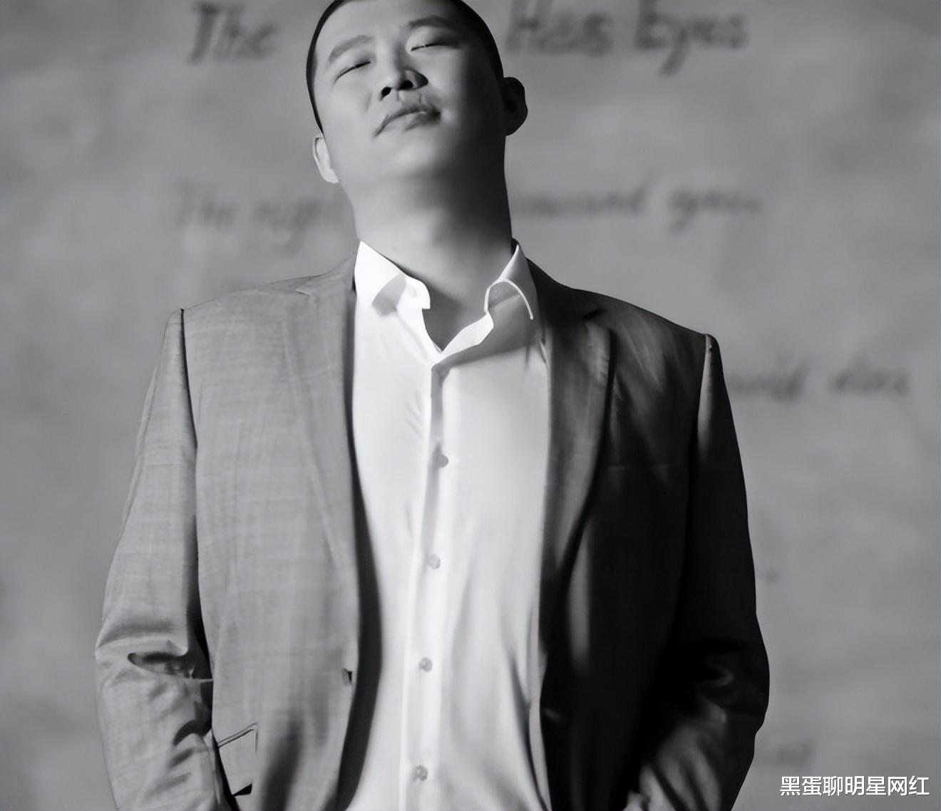 井元林|公司女艺人上演“争宠戏”,网红二驴当场急眼,直言有意退居幕后