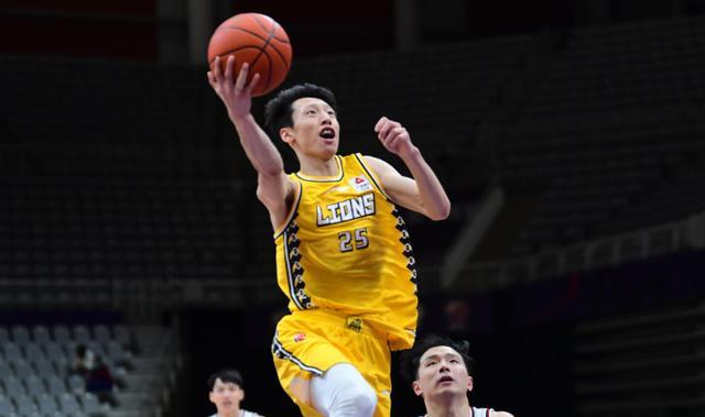 广厦|残血广厦成功晋级，可赵岩昊也受伤了，但他们的总冠军还有希望吗