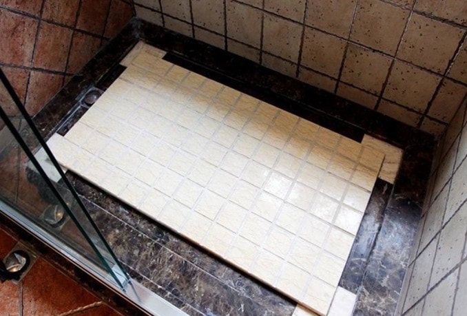 老师傅在卫生间做了这个形状拉槽!从此不再堵水,邻居前来求教