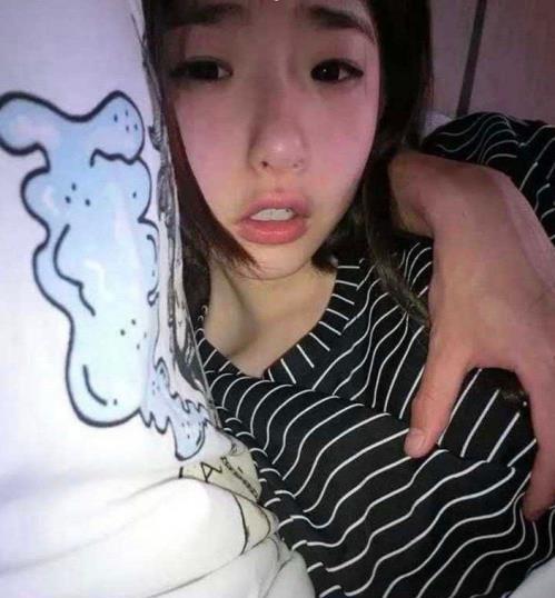 黄一鸣|表里不一黄一鸣：卖无辜人设，背地却掌掴同学，遭86万人谴责