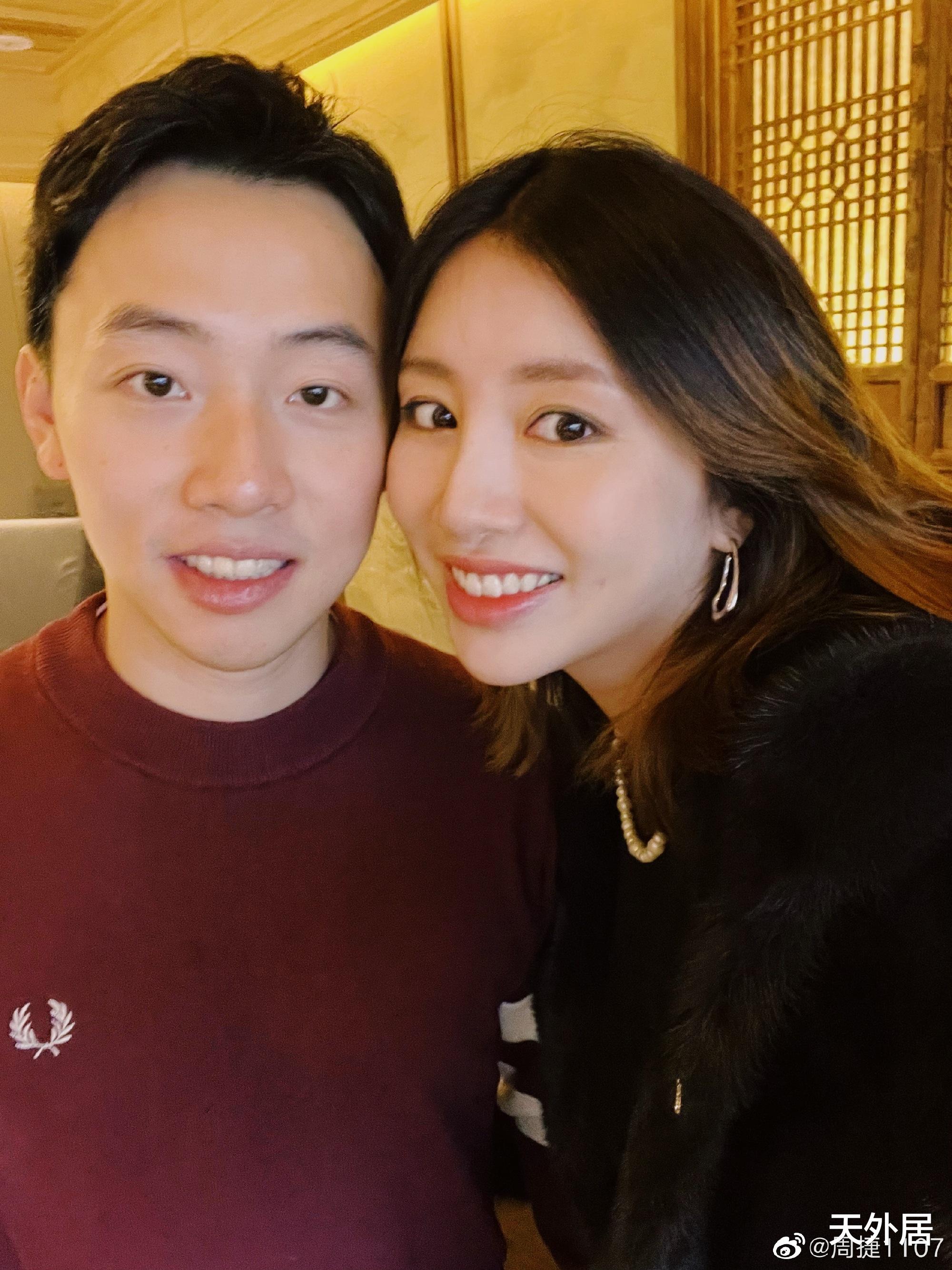 男足|大年初一！朱婷现身，多位体坛女神晒一家三口照，刘湘母女送祝福