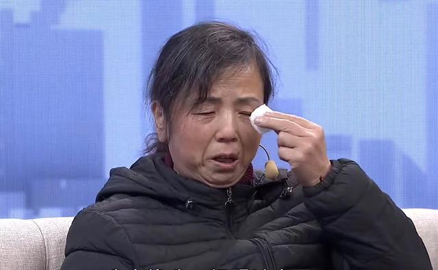 继母占老宅300万征收款,儿子30年未尽孝父亲,上门要分钱被拒绝