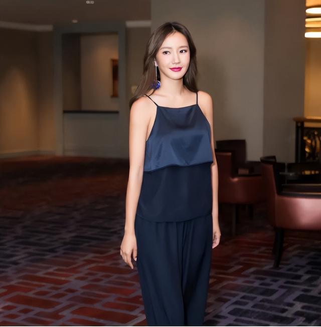 韩雨芹|她曾是北影校花，张国立的干女儿，在事业巅峰时嫁大13岁亿万富豪