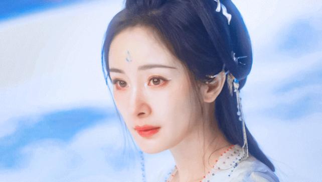 狐妖小红娘|《狐妖小红娘》杀青照：但凡杨幂颜值稍弱，恐压不住这群绝色女配