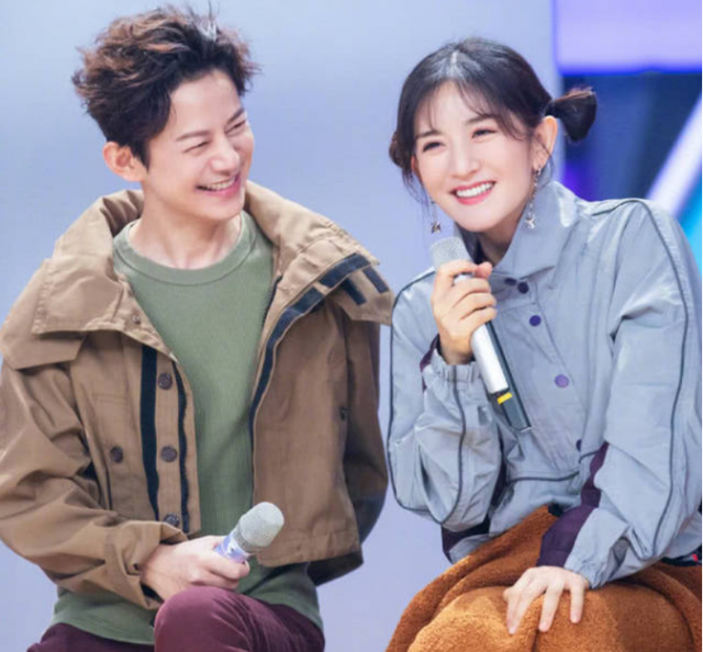 杨紫|杨紫给张一山电话：借我两个亿，他不知是做节目，反应过于真实