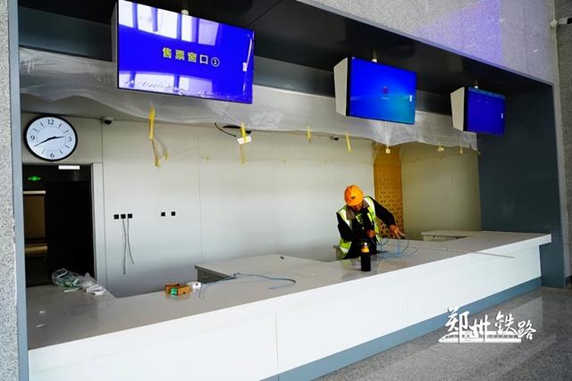 济郑高铁新乡南站挂牌!内部装饰曝光