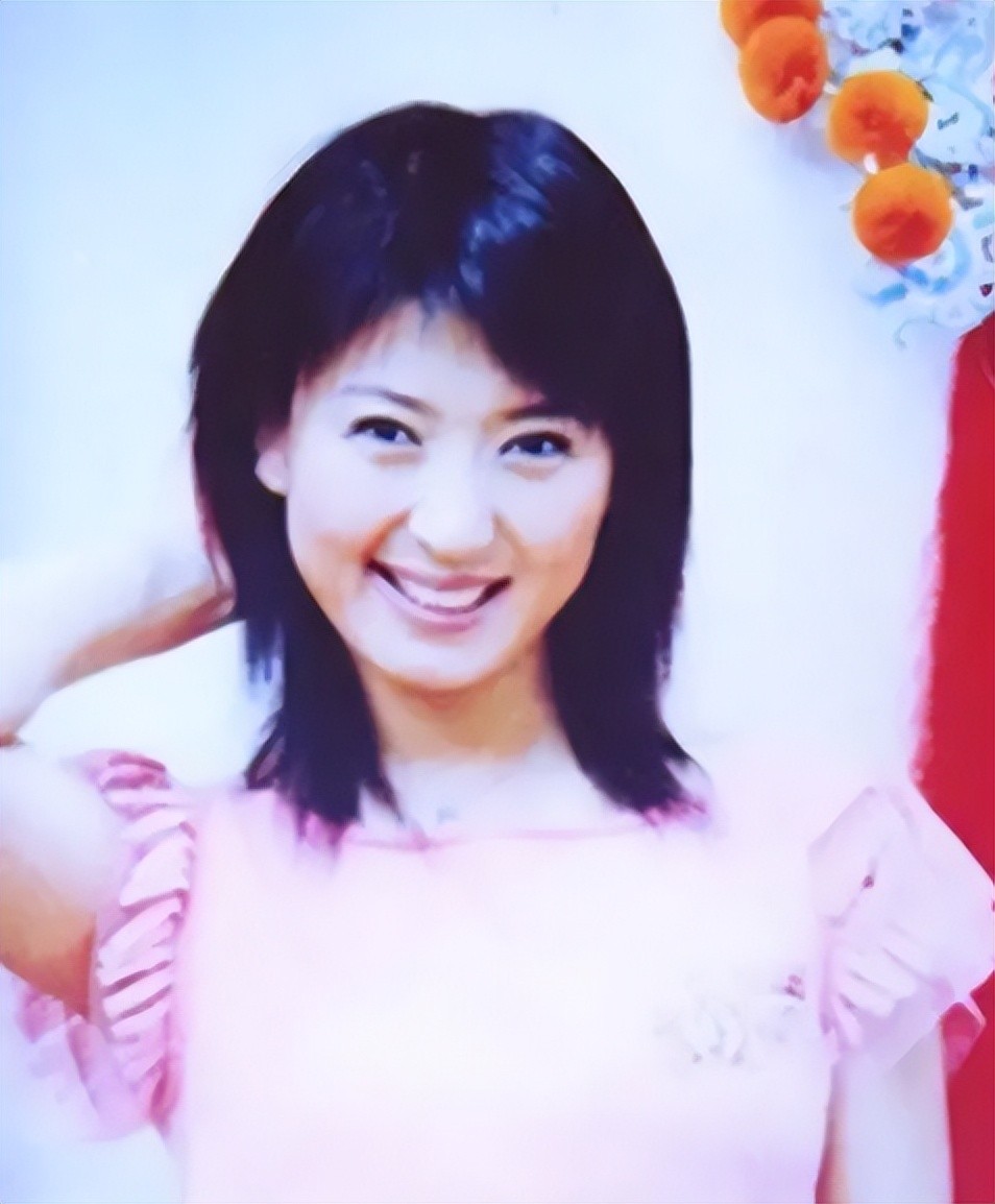 闫学晶|6次上春晚，二婚嫁富豪，45岁坚持生二胎，闫学晶为何这么拼？