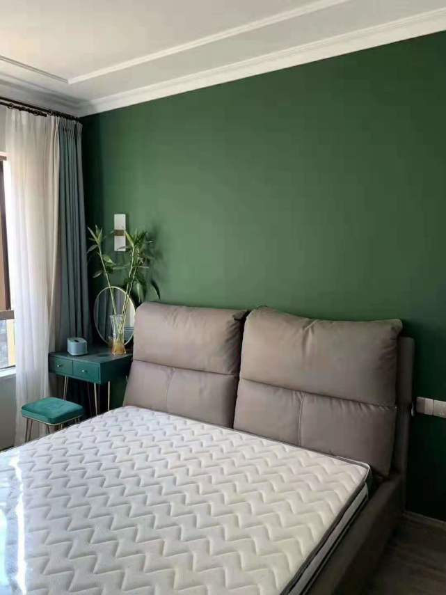 砸21万装修的新房,朋友说地砖上档次,我认为电视墙和走廊柜最赞