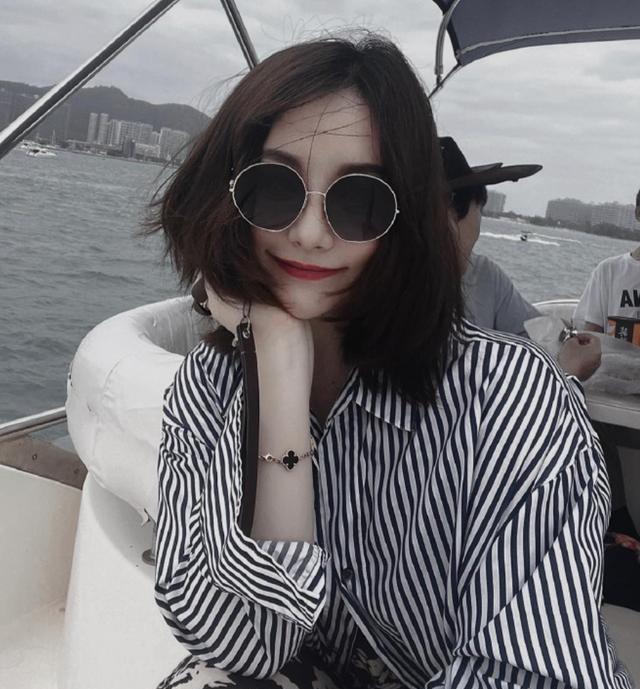 沈腾|沈腾48岁姐姐严重发福，她是中国三大女高音之一，祖孙三代高颜值