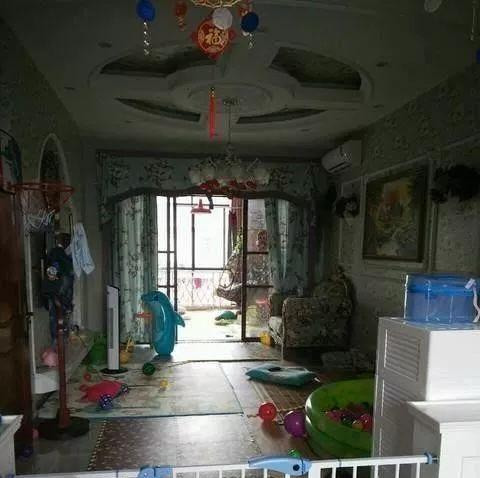 邋遢媳妇加个懒人老妈,新房子乱成了猪窝,竟然卫生间最干净