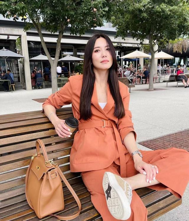 郭妃丽|“最美殷素素”曝近况,合作高圆圆让她走红,49岁依旧青春靓丽