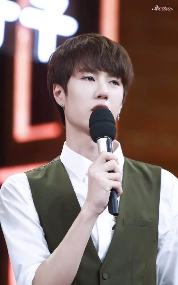 王一博|与王传君、梁朝伟、周迅合作,王一博能否镇住场子?还是抱着学习心态?