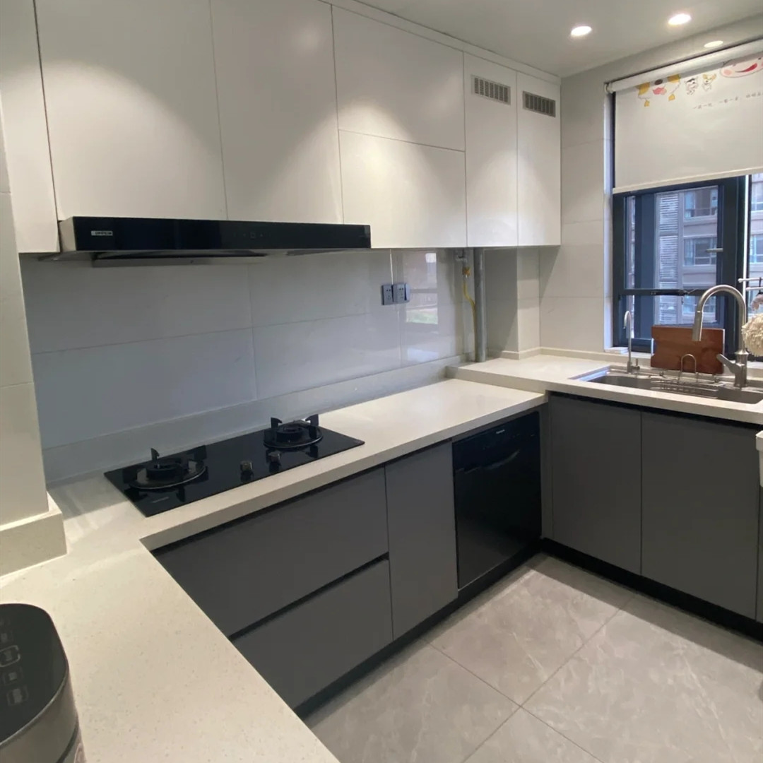 厨房墙面都贴瓷砖有点浪费,还有别的省钱方法吗?