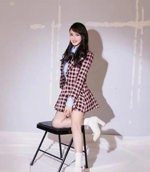 伊能静|年过半百的伊能静，凭什么打败时光，一副青春永驻的模样？