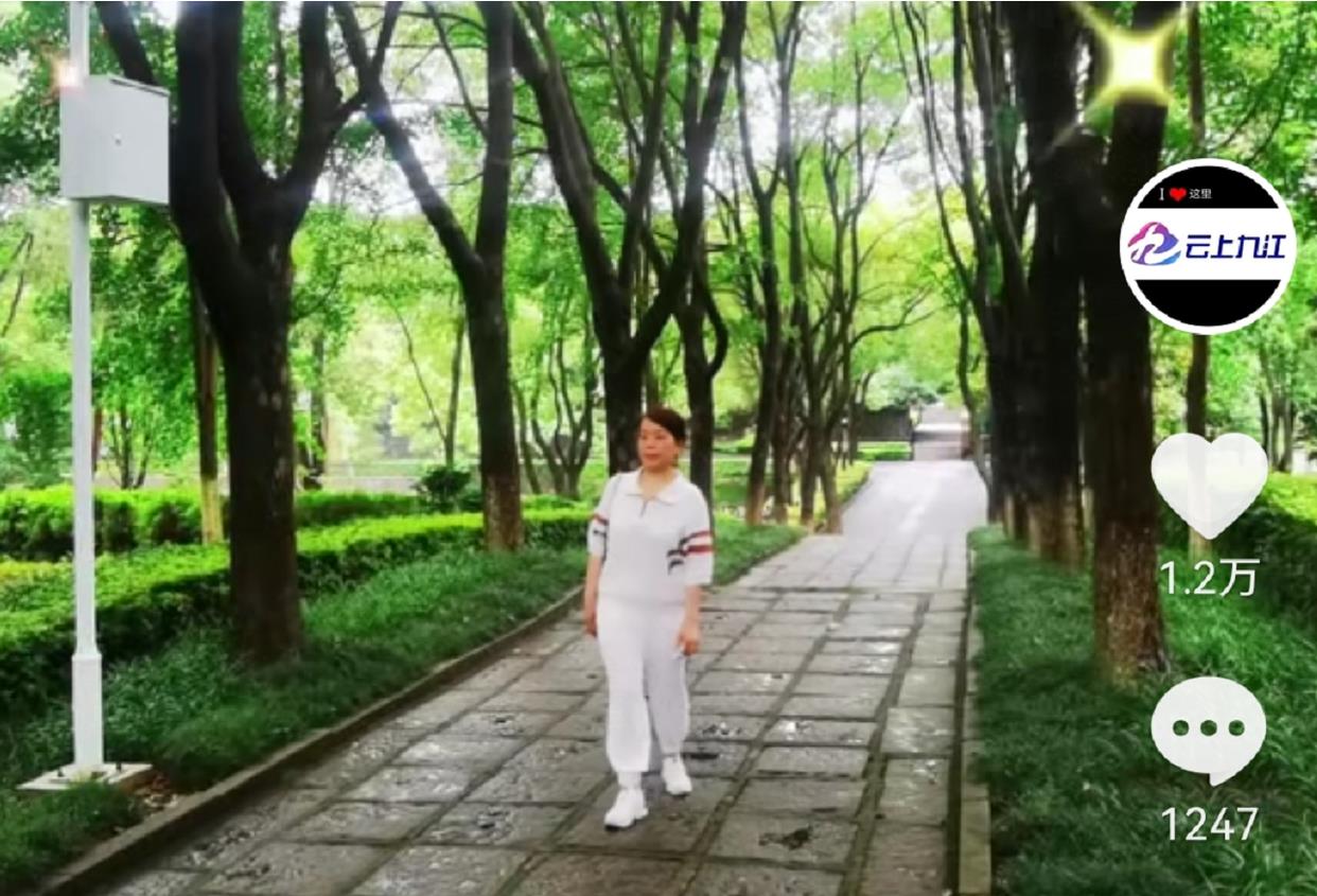 |姚爸许妈的节日不孤单，这次有云昊陪伴他们，网友：这才是一家人