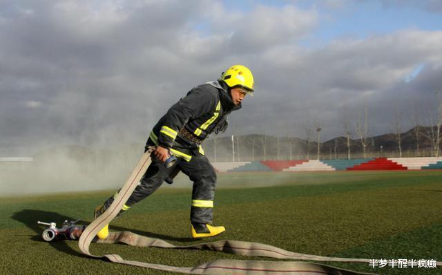 招聘|这个岗位属于“合同制”,在招聘中却备受争抢,年薪13万月休8天