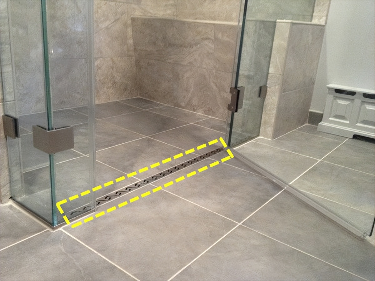 老师傅告诫:卫生间要坚持“5不装”,当初不听劝,现在想拆家