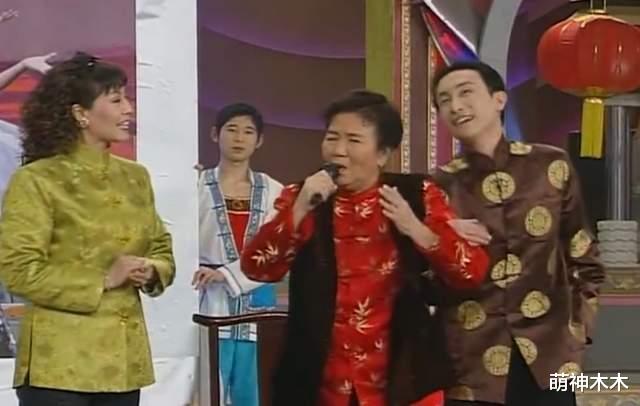 春晚|春晚幕后惊险小插曲：倪萍现编段子，王菲救场，赵本山崩溃大哭