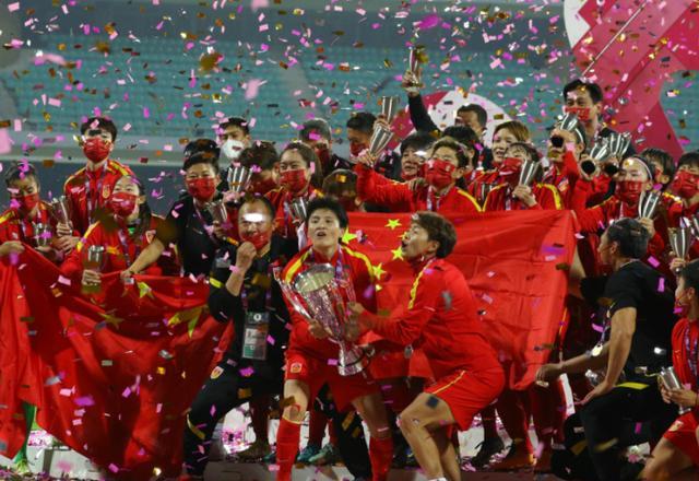 唐佳丽|4球入账，她也是MVP！唐佳丽打脸贾秀全，传射建功拯救女足后夺冠