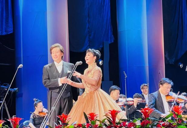 殷秀梅|殷秀梅:举办独唱会,阎维文廖昌永等历任男搭档都来了独缺廖昌永