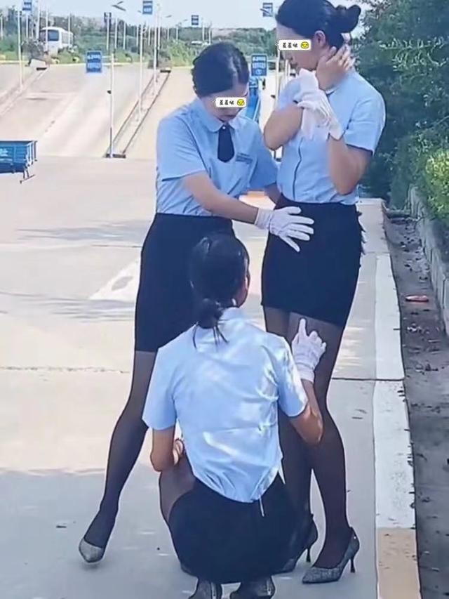 驾校请三名女子跳舞给学员看,网友:学员看她们跳舞没心思练车了