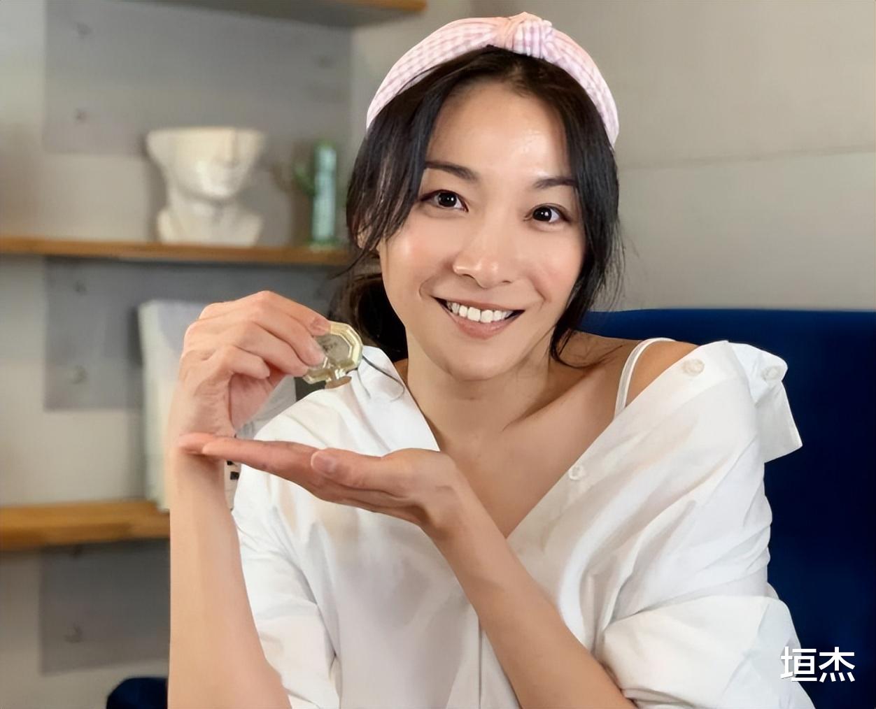 赵文卓|8位女星再扮成名角色,李玉湖医美痕迹明星,玉兔精老得认不出