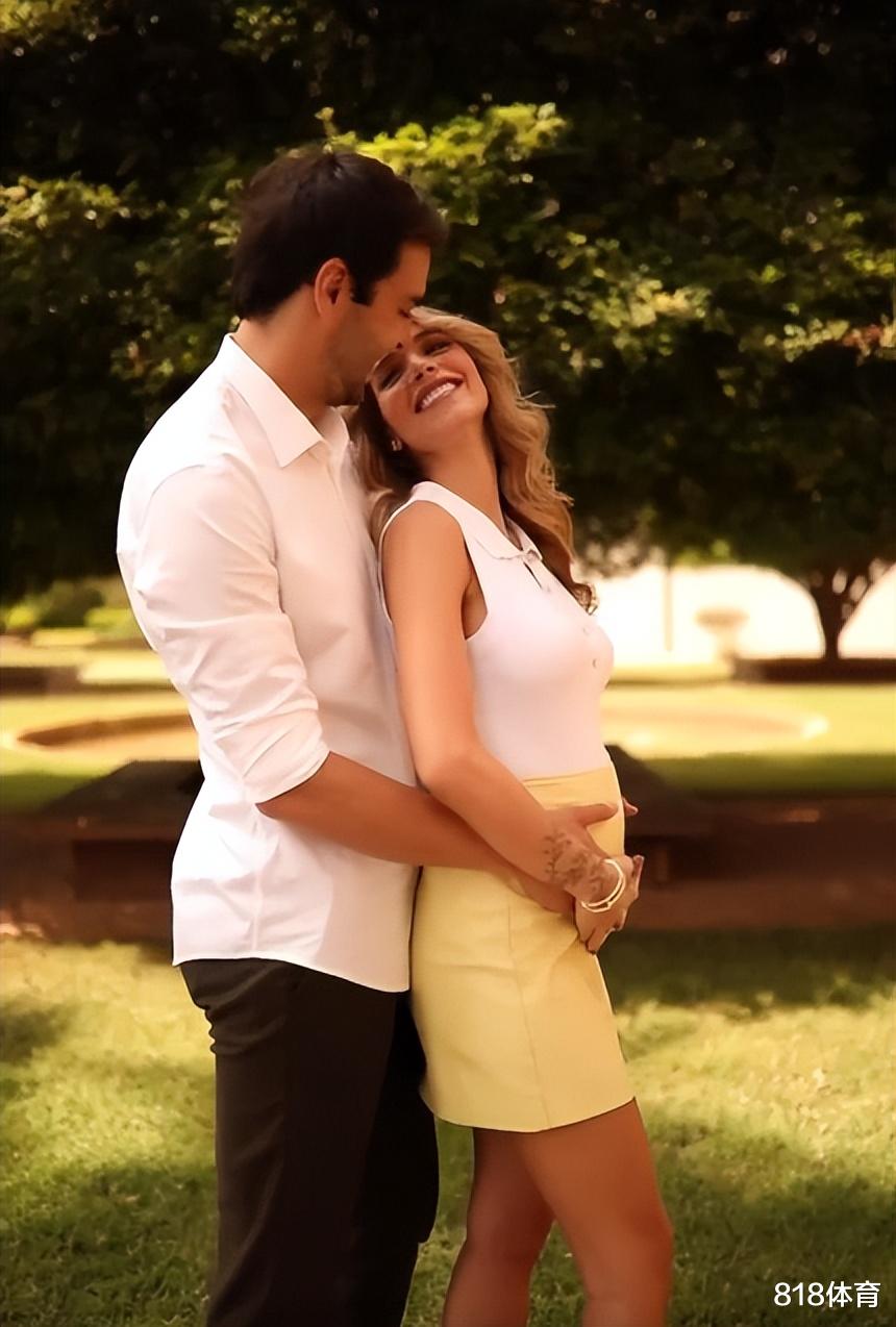 超模|大四喜! 40岁卡卡第4次当爹, 超模娇妻怀孕5个月, 前妻所生儿子已14岁