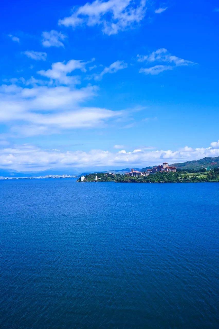 云南|比大理丽江更惬意,去10次都未必知道:它才是云南最该去的地方!