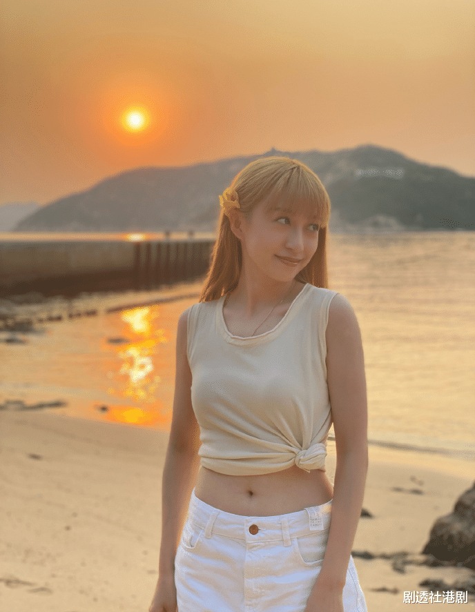 龚嘉欣|19岁签约无线,TVB一线小花避谈某争议小花演技,开蛋糕店再做老板娘