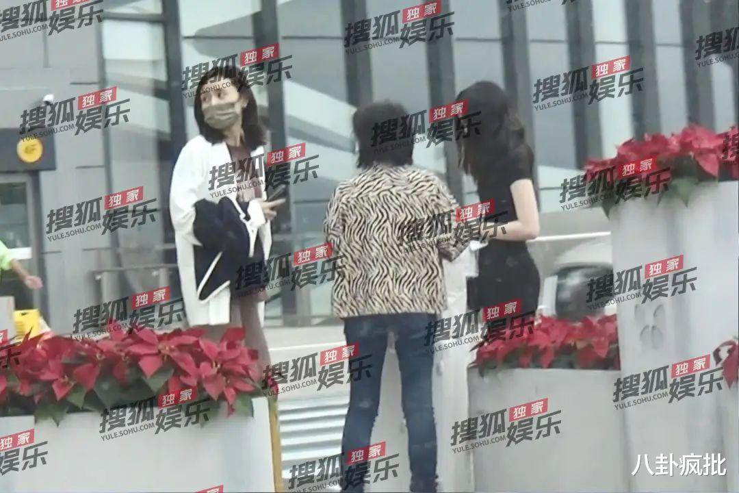 李亚鹏|李亚鹏再当爹！女友小他19岁，傲人身材，模特总冠军！