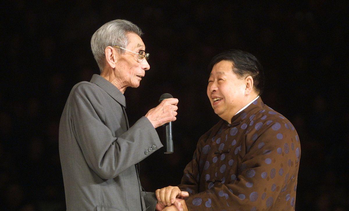 马三立|马剩三条腿立着,马三立解释自己名字,观众说其实马老名字有学问