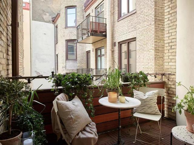 走进一个三口之家,看不腻的温柔大地色,舒服又貌美,看完被治愈