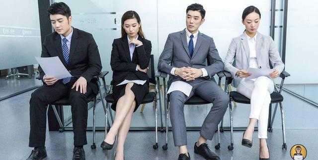 saas|面试官:“如何向一个盲人描述黄色?”小伙高情商回答,入职销售