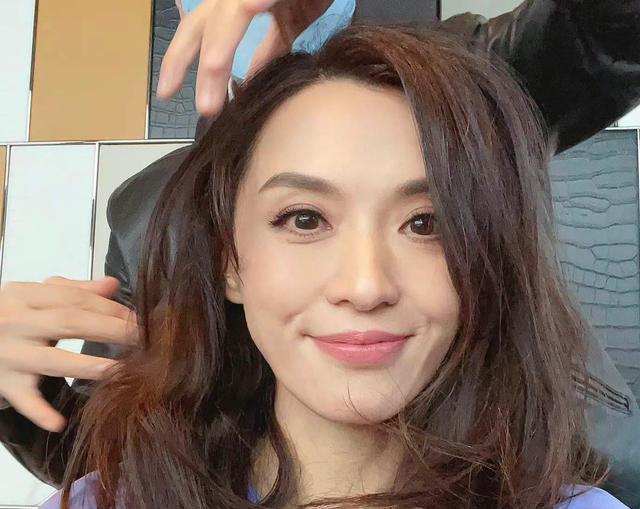 潘粤明|恭喜!49岁TVB知名女星陈炜下周一大婚,仅向剧组请了一天假