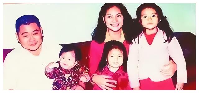 大S|大S还有个亲姐姐，不当明星不嫁豪门，她才是人生赢家