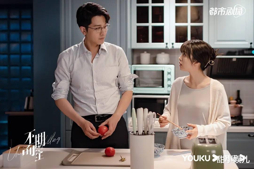 杨幂|11月最火的5部剧，杨幂上榜2部却备受争议，陈飞宇终于火了