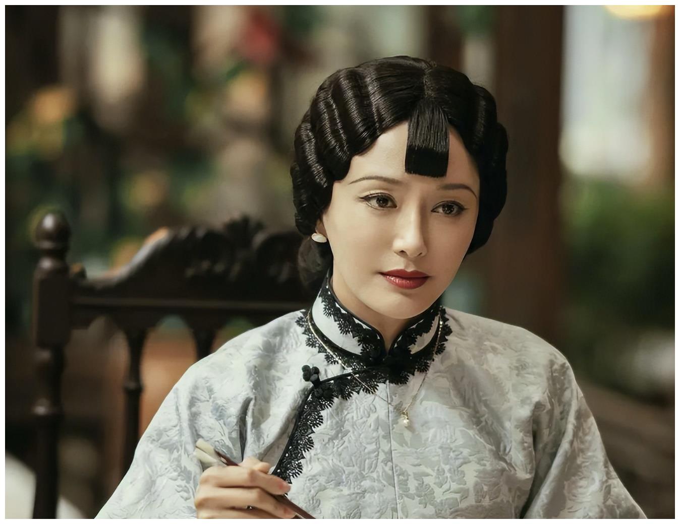 防晒 这6位女星本来个个盛世美颜，可惜遇错导演，颜值被造型封印了