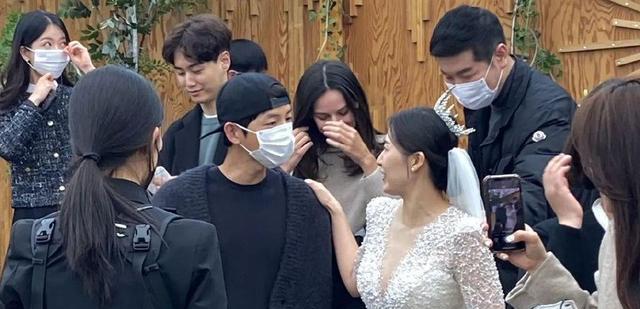 宋仲基|宋仲基见家长准备二婚?已携女友连续参加2场喜宴