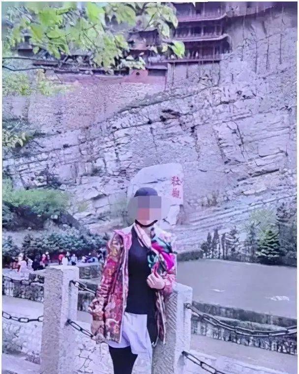 反转!输给我是她的问题,34岁男子出轨52岁大妈,“或起诉维权”